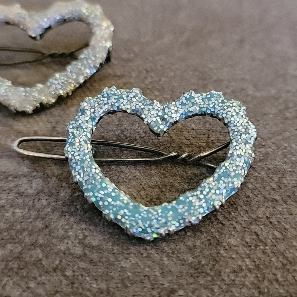 3/$30 Vtg Set of Two Metal Glitter Enamel Heart Coquette Barrettes